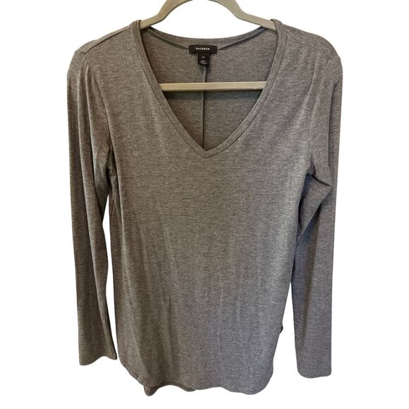 Halogen Women's Gray V-Neck Long Sleeve Super Soft T-Shirt Size XS Nordstrom - Picture 1 of 4